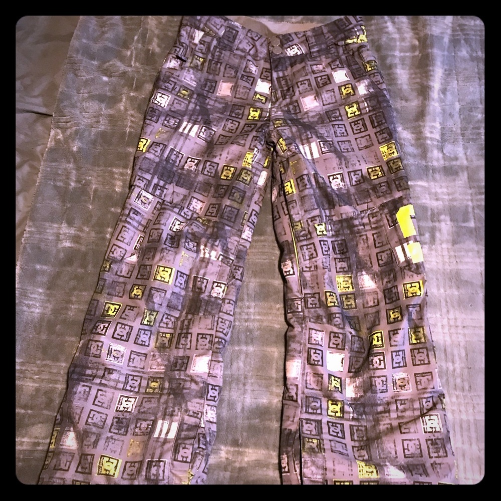 🌨🏂EUC boys DC snowboarding pants size med❄️
